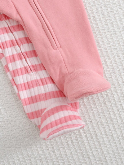 Kit com 2 macacões com pezinhos · Patinho e listras rosa 