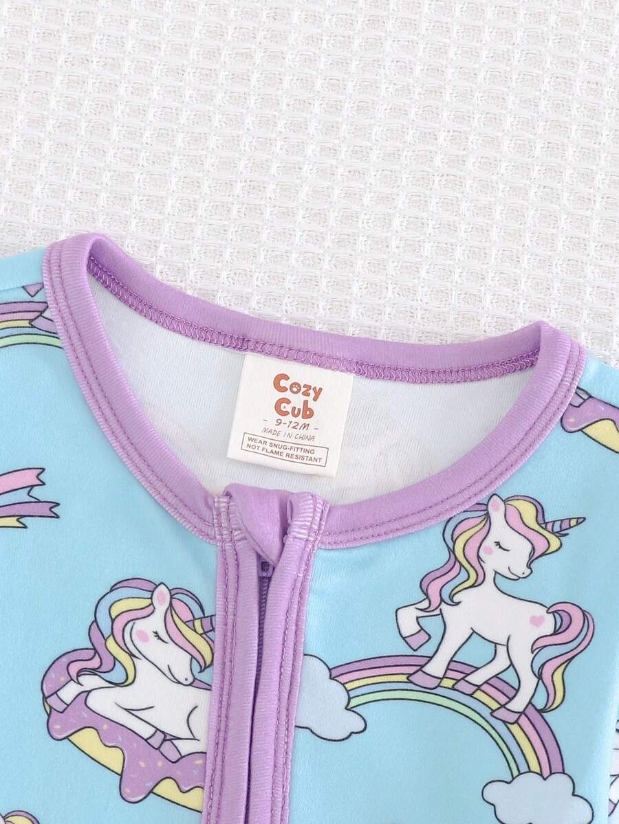 Pijama Macacão Estampado com Zíper · Unicórnios 