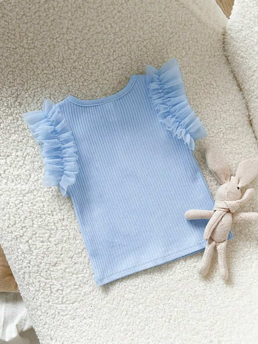 Camiseta Canelada com Babados para Bebê · Azul bebê 