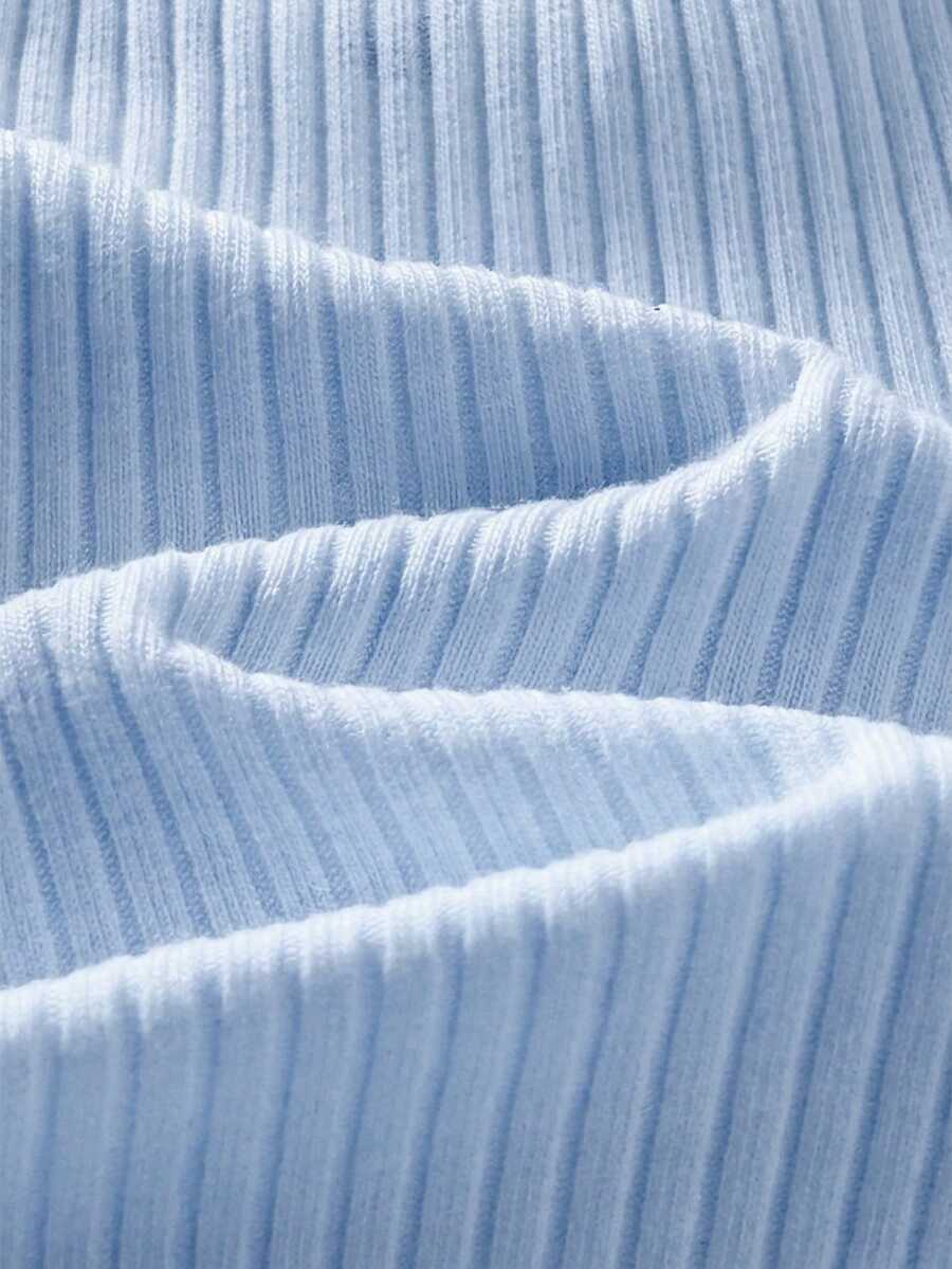Camiseta Canelada com Babados para Bebê · Azul bebê 