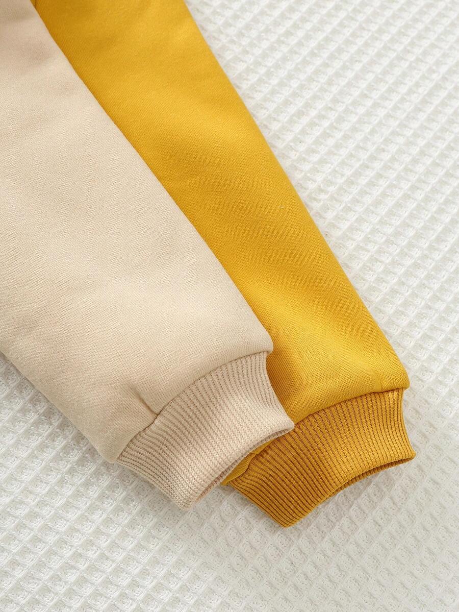 Kit com 2 Moletons para Bebê Bichinhos · Leão amarelo e urso bege 