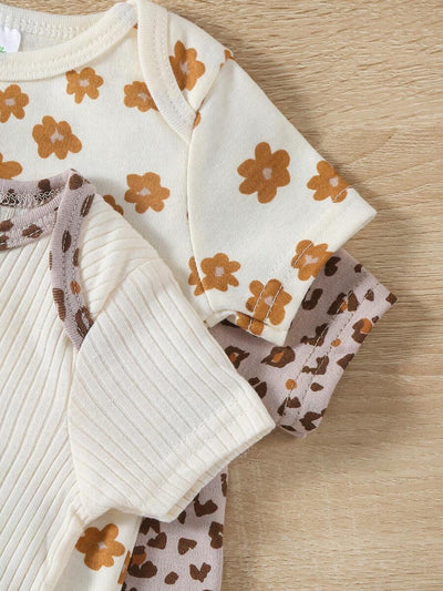 Conjunto com 3 Bodies para Bebê Menina · Caramelo 