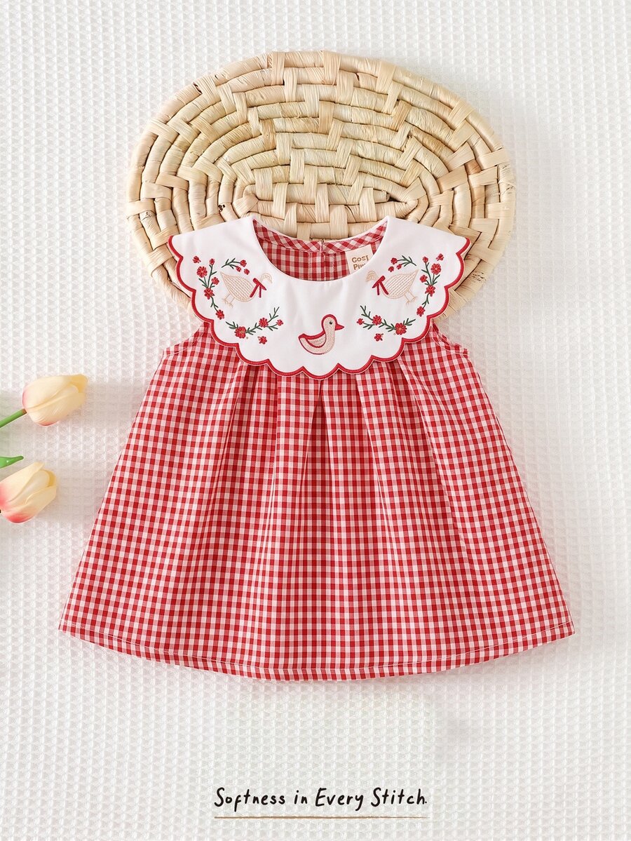 Vestido para bebê com gola bordada · Xadrez vermelho 