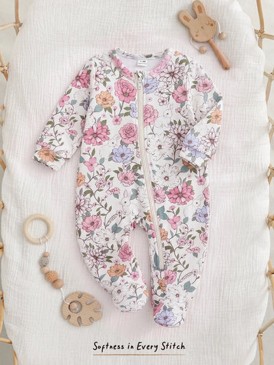 Macacão com pezinhos e zíper para bebê · Flores e coelhinhos 